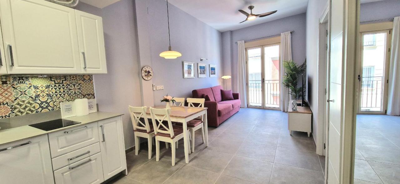 Malaga Lodge Apartments エクステリア 写真