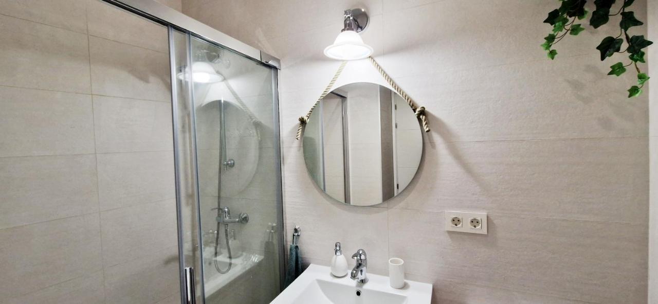 Malaga Lodge Apartments エクステリア 写真