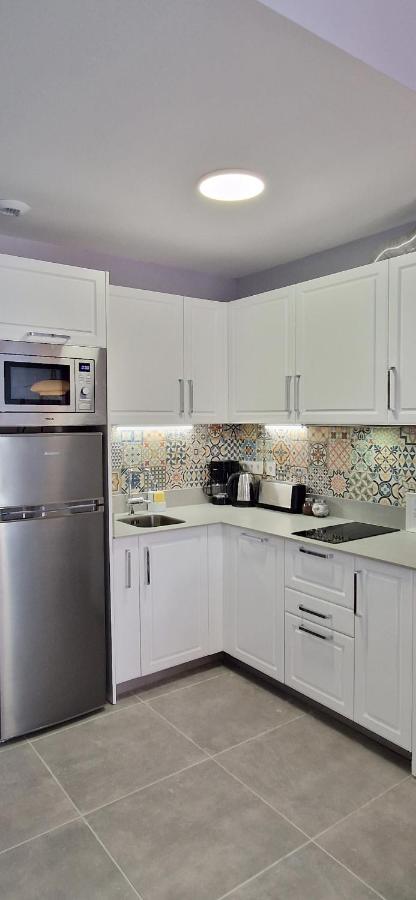 Malaga Lodge Apartments エクステリア 写真