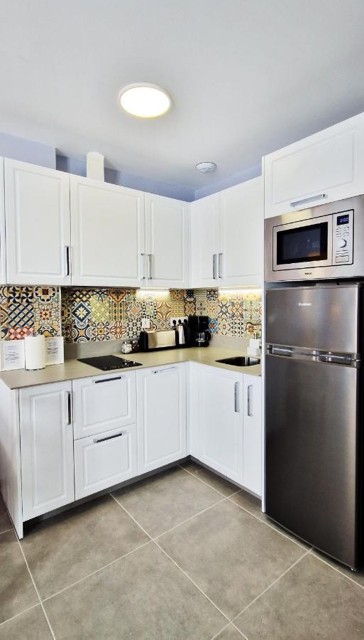 Malaga Lodge Apartments エクステリア 写真