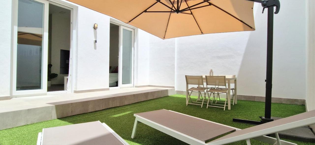 Malaga Lodge Apartments エクステリア 写真