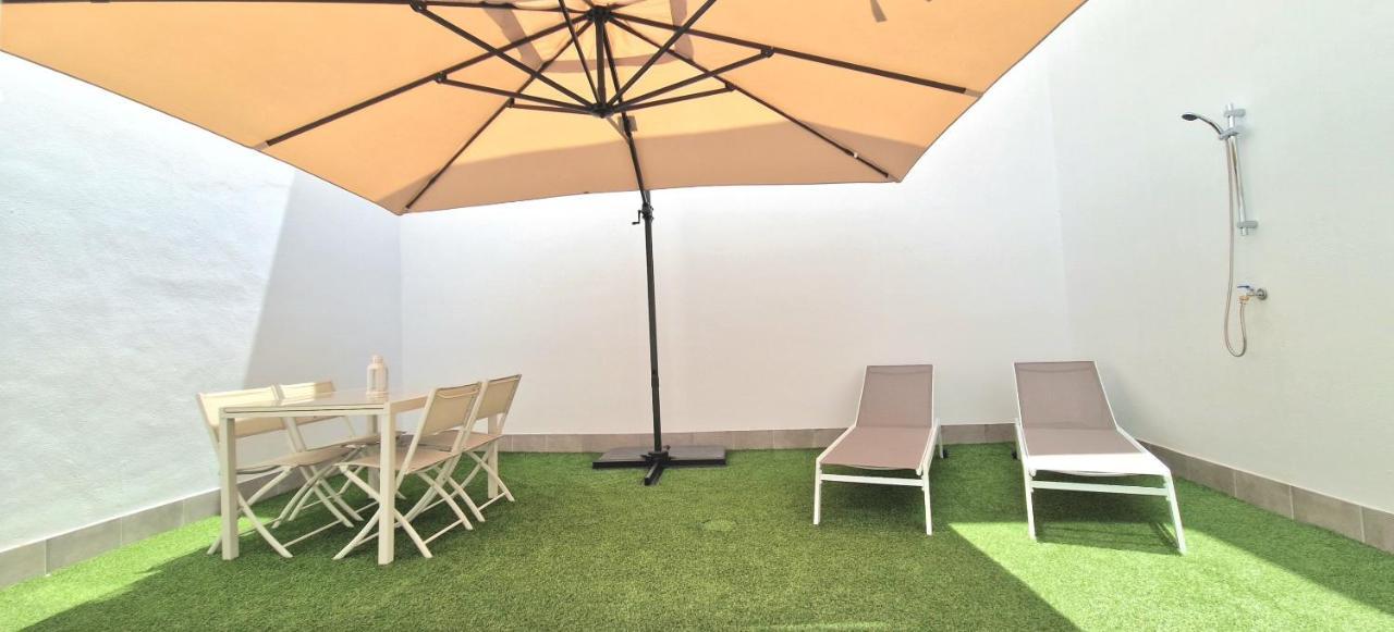 Malaga Lodge Apartments エクステリア 写真